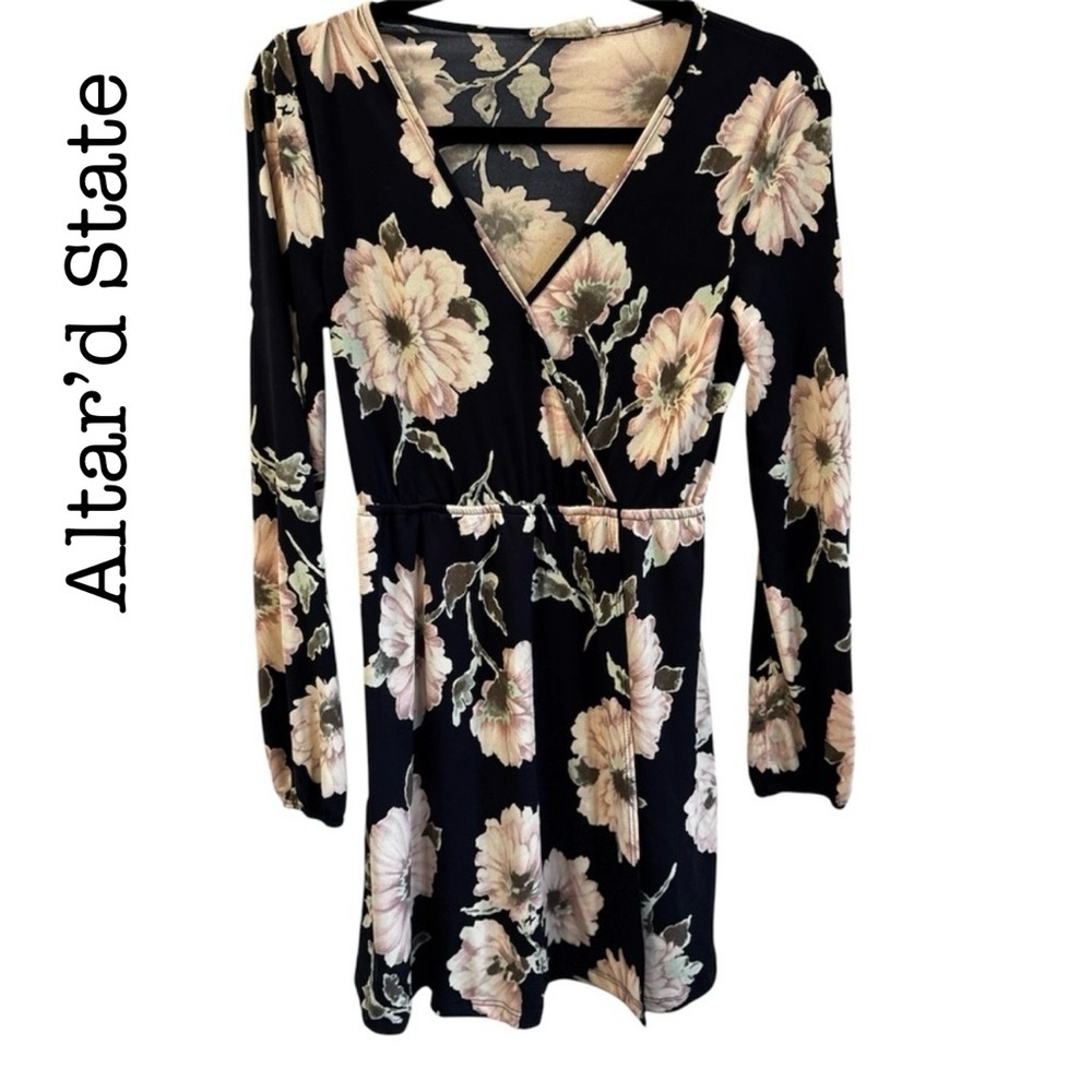 Altar’d State- Navy Blue with Pink Floral Print Dress Size Small